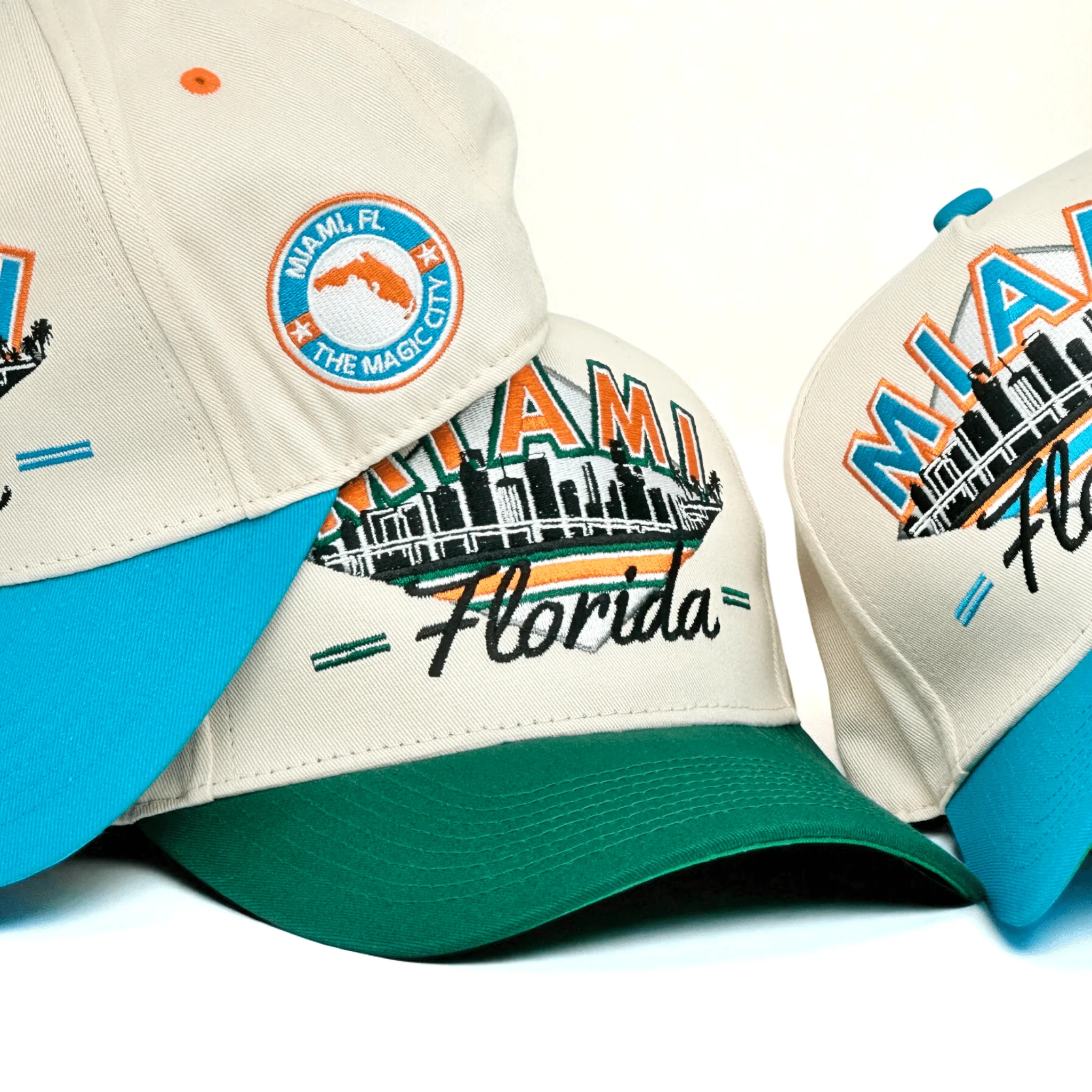 Miami Snapback - The U - Image 4