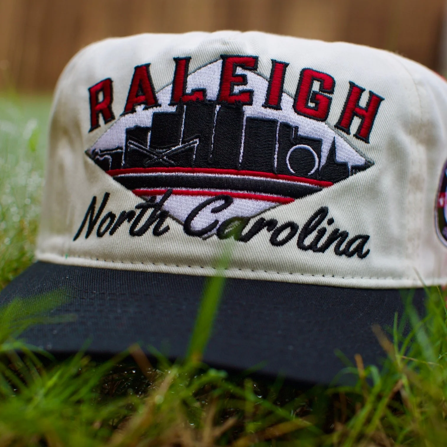 Raleigh Snapback - The Oak (Cream/Black) - Image 4